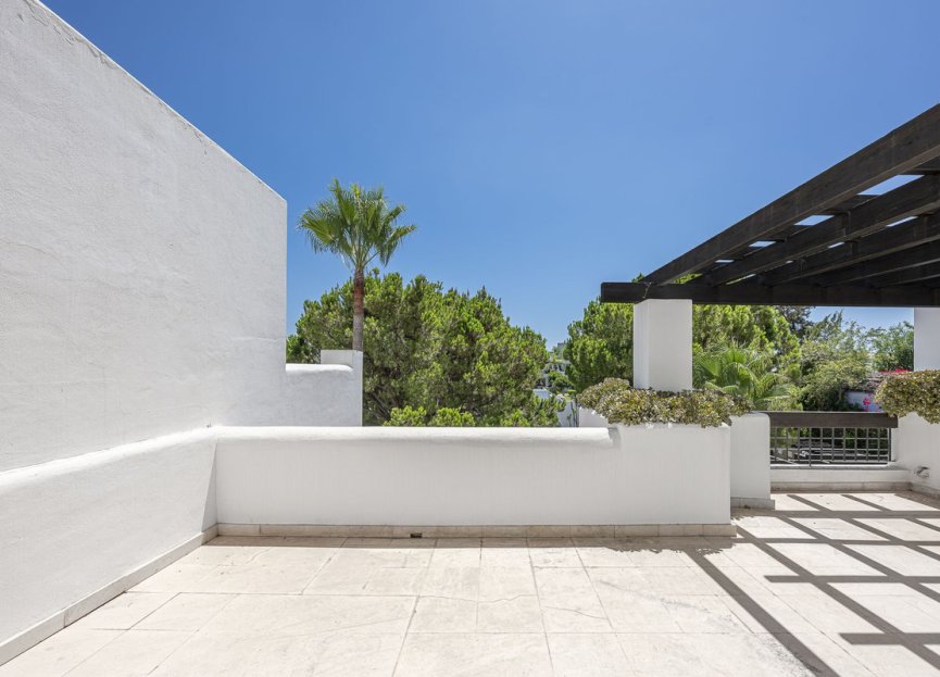 Resale - Apartment - Top Floor Apartment - Marbella - Río Real