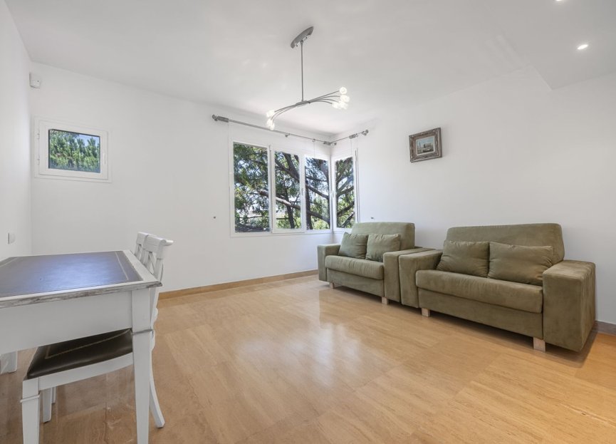 Resale - Apartment - Top Floor Apartment - Marbella - Río Real