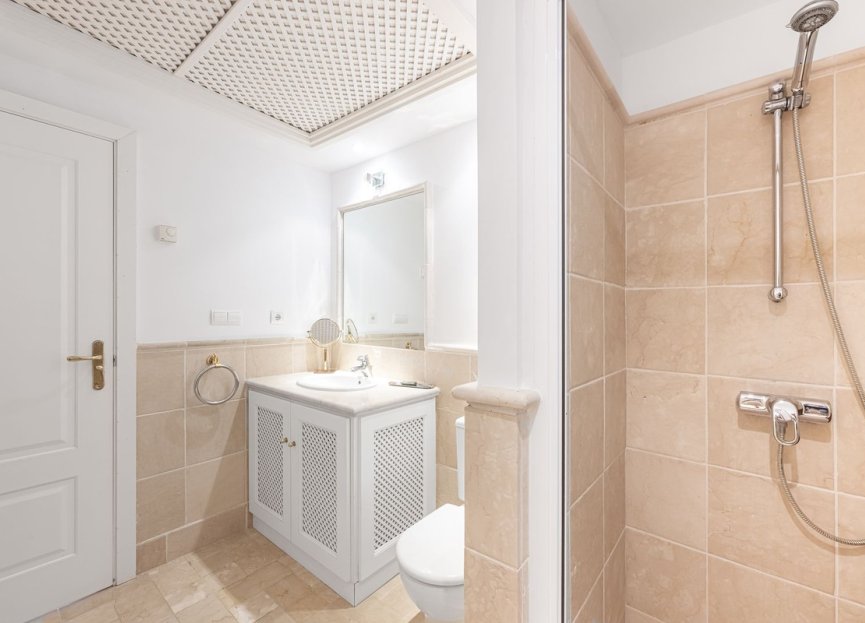 Resale - Apartment - Top Floor Apartment - Marbella - Río Real