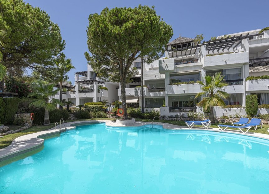 Resale - Apartment - Top Floor Apartment - Marbella - Río Real