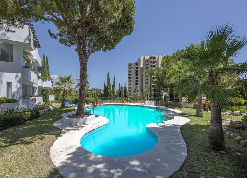 Resale - Apartment - Top Floor Apartment - Marbella - Río Real