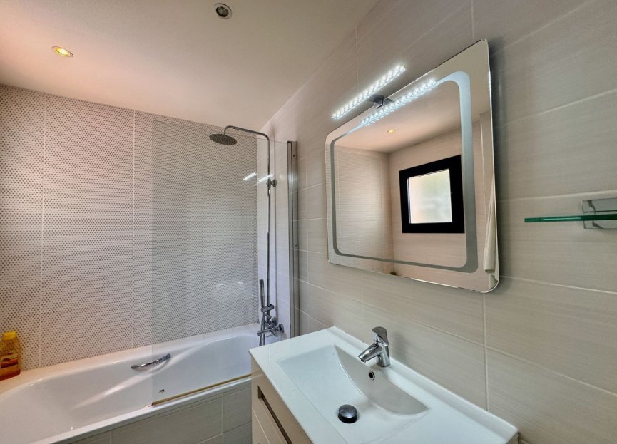 Resale - Apartment - Penthouse - Marbella - Puerto de Cabopino