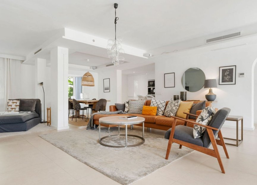 Reventa - House - Detached Villa - Marbella - Nueva Andalucia