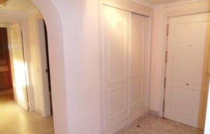 Reventa - Apartment - Middle Floor Apartment - Marbella - Puerto Banús