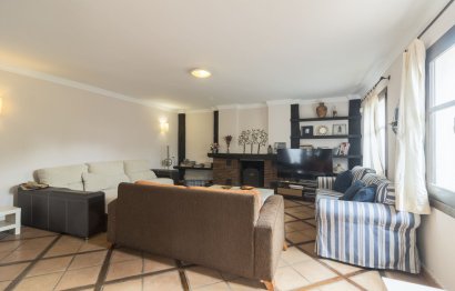 Resale - House - Detached Villa - Fuengirola - Fuengirola Centro