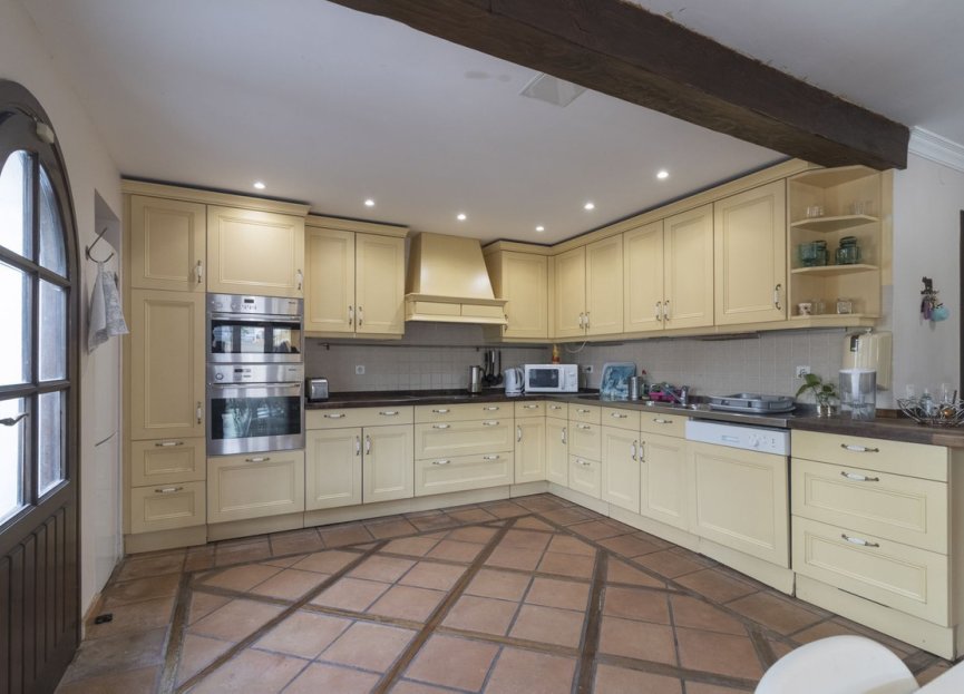 Resale - House - Detached Villa - Fuengirola - Fuengirola Centro