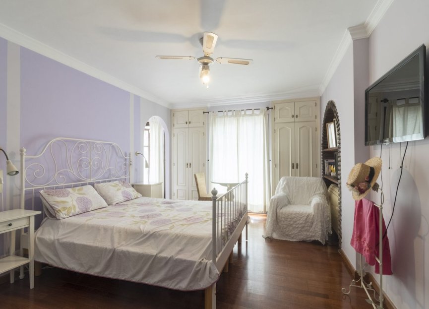 Resale - House - Detached Villa - Fuengirola - Fuengirola Centro