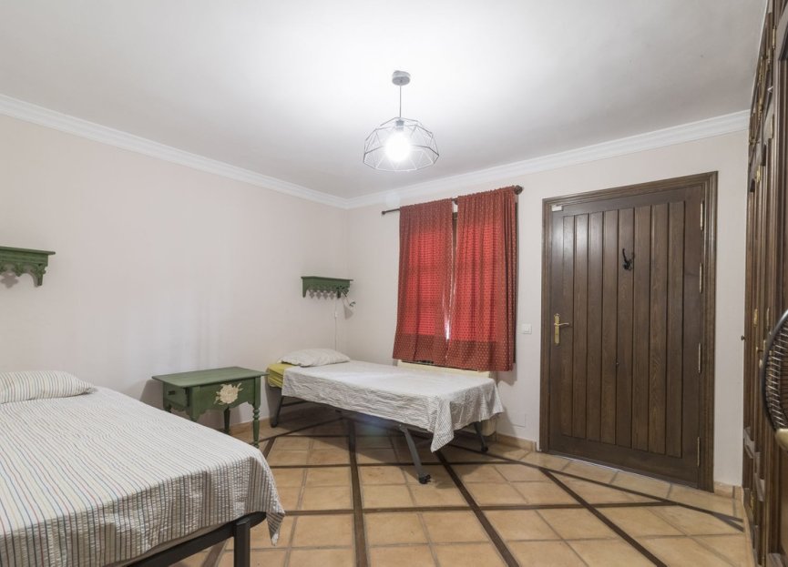 Resale - House - Detached Villa - Fuengirola - Fuengirola Centro