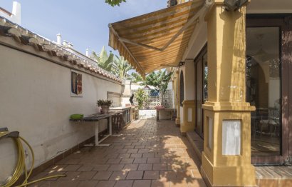 Resale - House - Detached Villa - Fuengirola - Fuengirola Centro