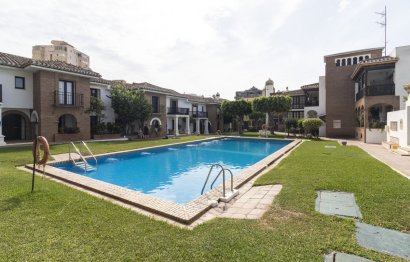 Resale - House - Detached Villa - Fuengirola - Fuengirola Centro