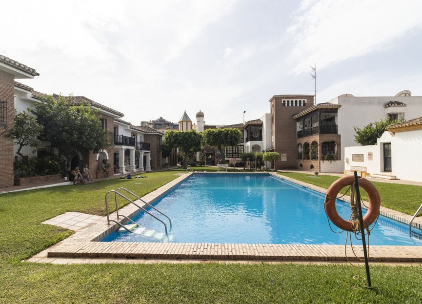 Resale - House - Detached Villa - Fuengirola - Fuengirola Centro