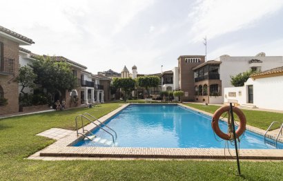 Resale - House - Detached Villa - Fuengirola - Fuengirola Centro