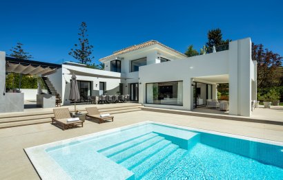 Resale - House - Detached Villa - Marbella - Nueva Andalucia