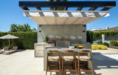 Resale - House - Detached Villa - Marbella - Nueva Andalucia