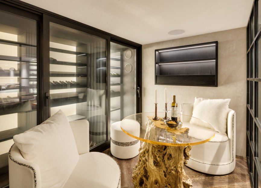 Resale - House - Detached Villa - Marbella - Nueva Andalucia