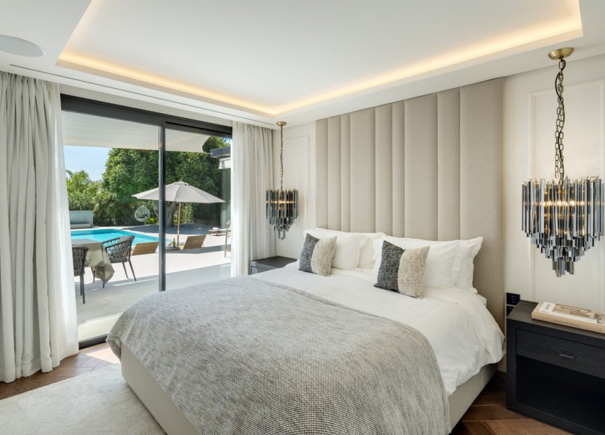 Resale - House - Detached Villa - Marbella - Nueva Andalucia