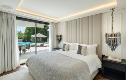 Resale - House - Detached Villa - Marbella - Nueva Andalucia