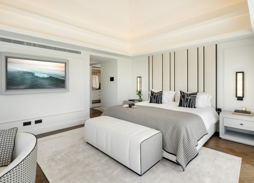 Resale - House - Detached Villa - Marbella - Nueva Andalucia