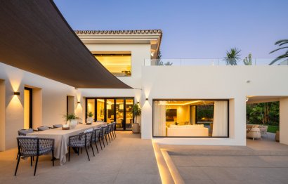 Resale - House - Detached Villa - Marbella - Nueva Andalucia
