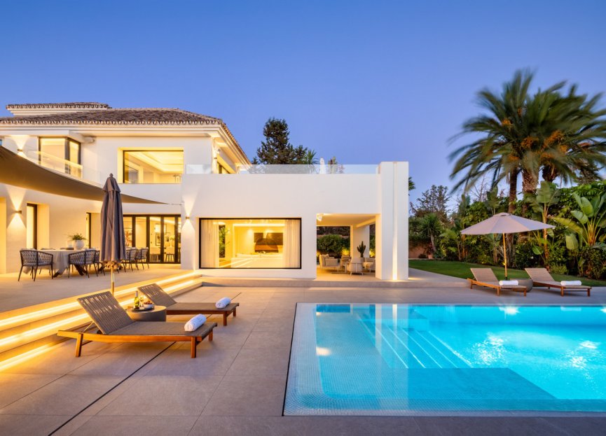 Resale - House - Detached Villa - Marbella - Nueva Andalucia