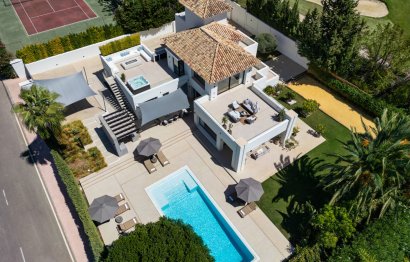 Resale - House - Detached Villa - Marbella - Nueva Andalucia