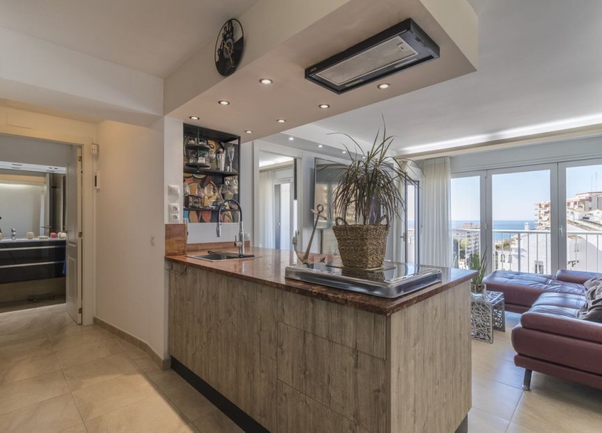 Resale - Apartment - Middle Floor Apartment - Benalmádena - Benalmadena Costa