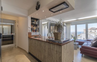 Resale - Apartment - Middle Floor Apartment - Benalmádena - Benalmadena Costa