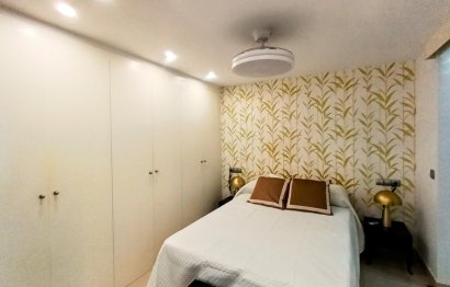 Resale - Apartment - Middle Floor Apartment - Marbella - Costabella