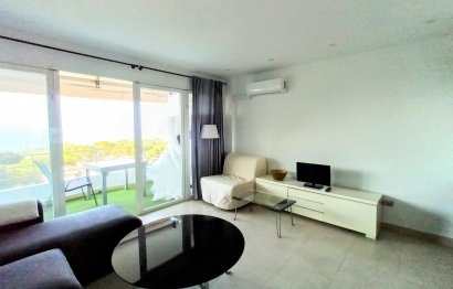 Resale - Apartment - Middle Floor Apartment - Marbella - Costabella