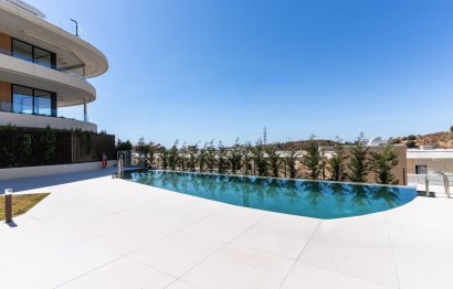 Resale - Ground floor apartment - Fuengirola - Higueron