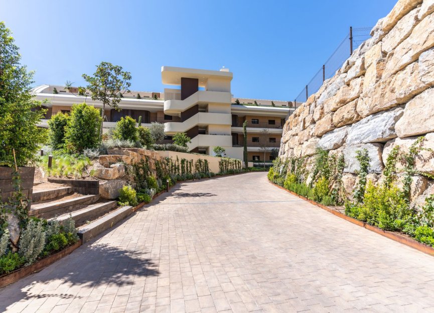 Resale - Ground floor apartment - Fuengirola - Higueron