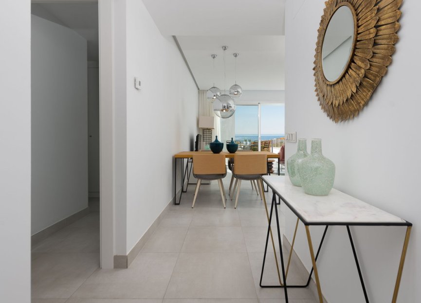 Resale - Apartment - Middle Floor Apartment - Marbella - Altos de los Monteros