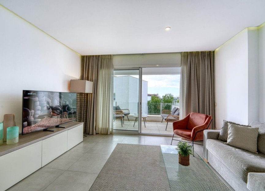 Resale - Apartment - Middle Floor Apartment - Marbella - Altos de los Monteros