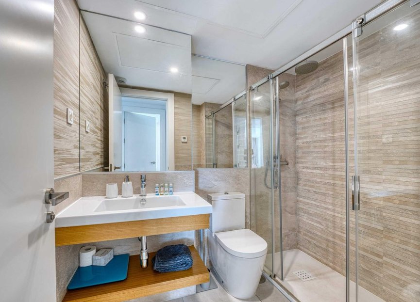 Resale - Apartment - Middle Floor Apartment - Marbella - Altos de los Monteros