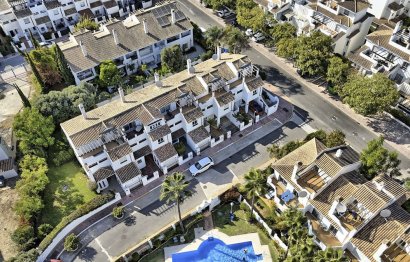Resale - House - Townhouse - Marbella - Nueva Andalucia