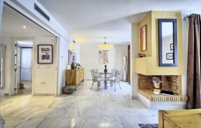 Resale - House - Townhouse - Marbella - Nueva Andalucia