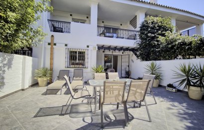 Resale - House - Townhouse - Marbella - Nueva Andalucia