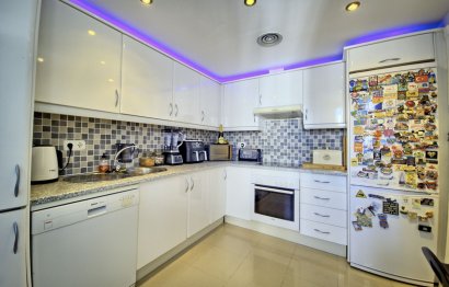 Resale - House - Townhouse - Marbella - Nueva Andalucia