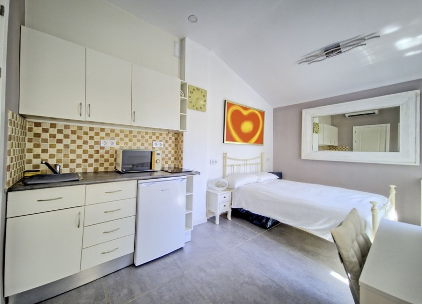 Resale - House - Townhouse - Marbella - Nueva Andalucia