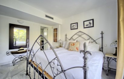 Resale - House - Townhouse - Marbella - Nueva Andalucia