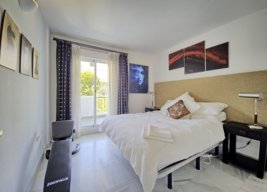 Resale - House - Townhouse - Marbella - Nueva Andalucia