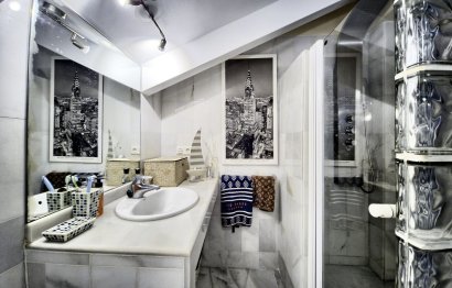 Resale - House - Townhouse - Marbella - Nueva Andalucia