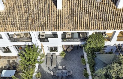 Resale - House - Townhouse - Marbella - Nueva Andalucia