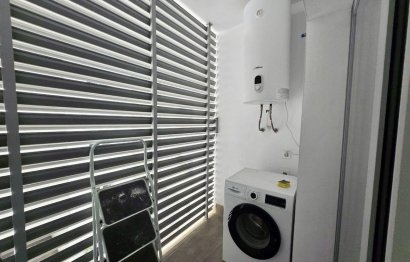 Resale - Apartment - Middle Floor Apartment - Marbella - La Campana