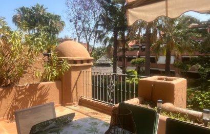 Resale - Apartment - Middle Floor Apartment - Marbella - Guadalmina Baja