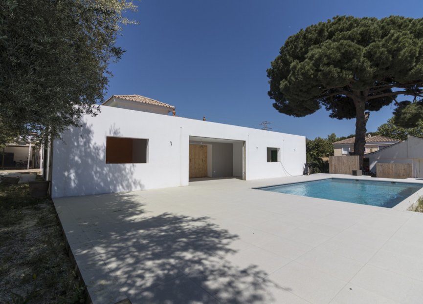 Resale - House - Detached Villa - Marbella - Marbella Centro