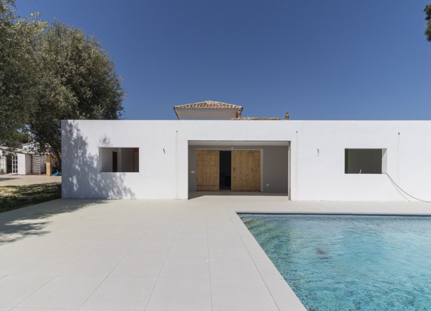 Resale - House - Detached Villa - Marbella - Marbella Centro