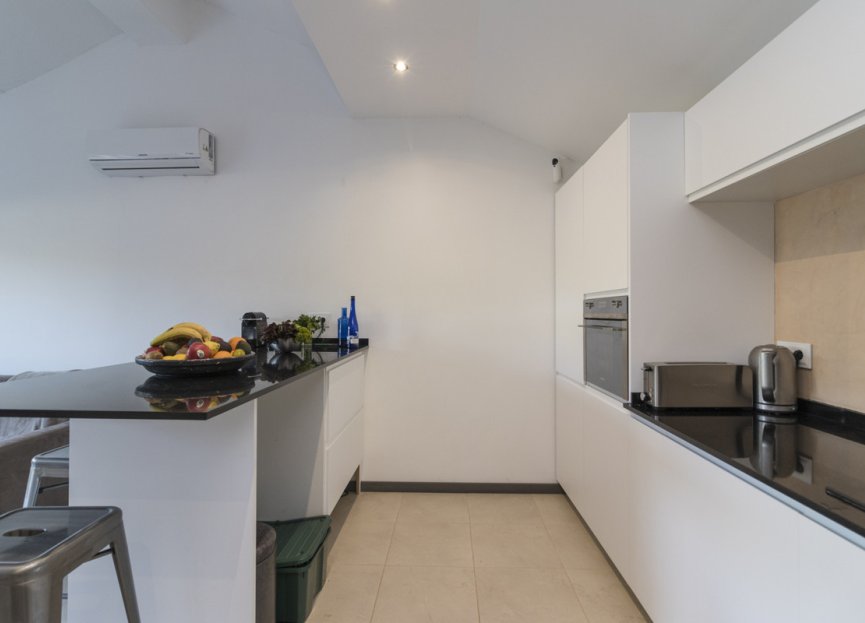 Resale - House - Detached Villa - Marbella - Marbella Centro