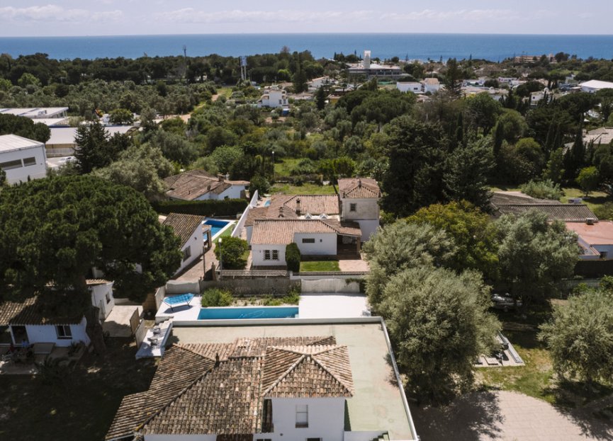 Resale - House - Detached Villa - Marbella - Marbella Centro