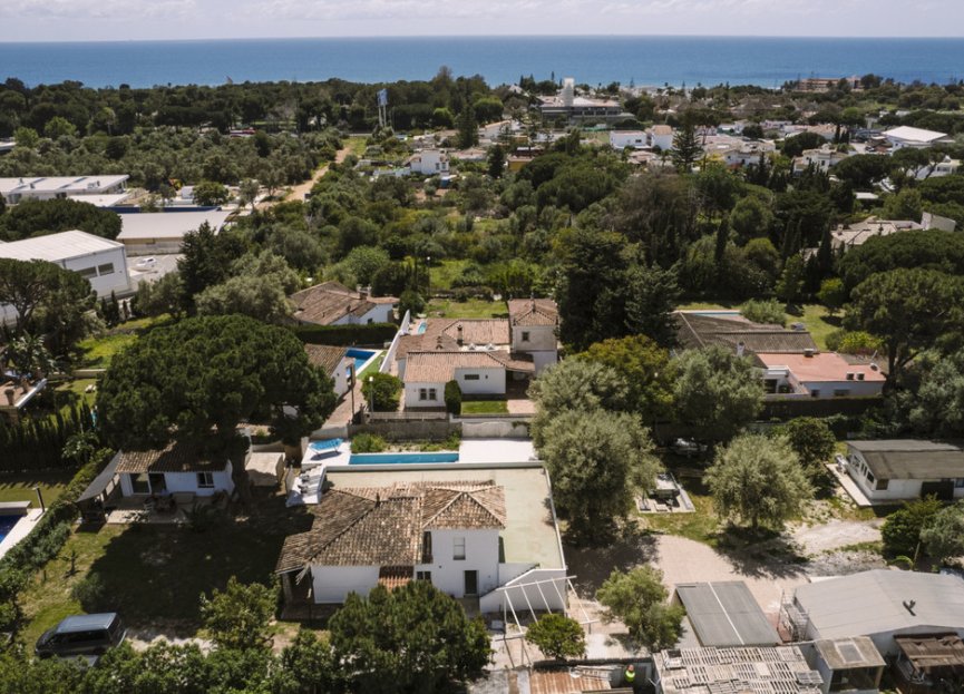 Resale - House - Detached Villa - Marbella - Marbella Centro
